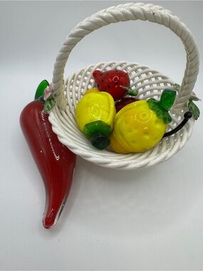 Priced to Sell! Vintage Hand Blown Art Glass Fruit & Spanish Basket Set